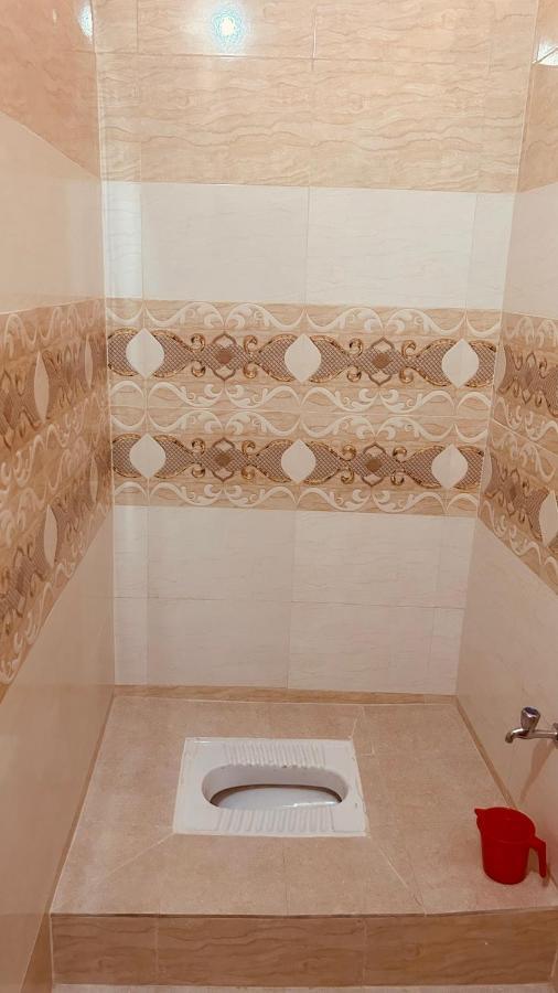 Tandon Lodge On The Ganga Ghat Homestay Varanasi Exterior foto