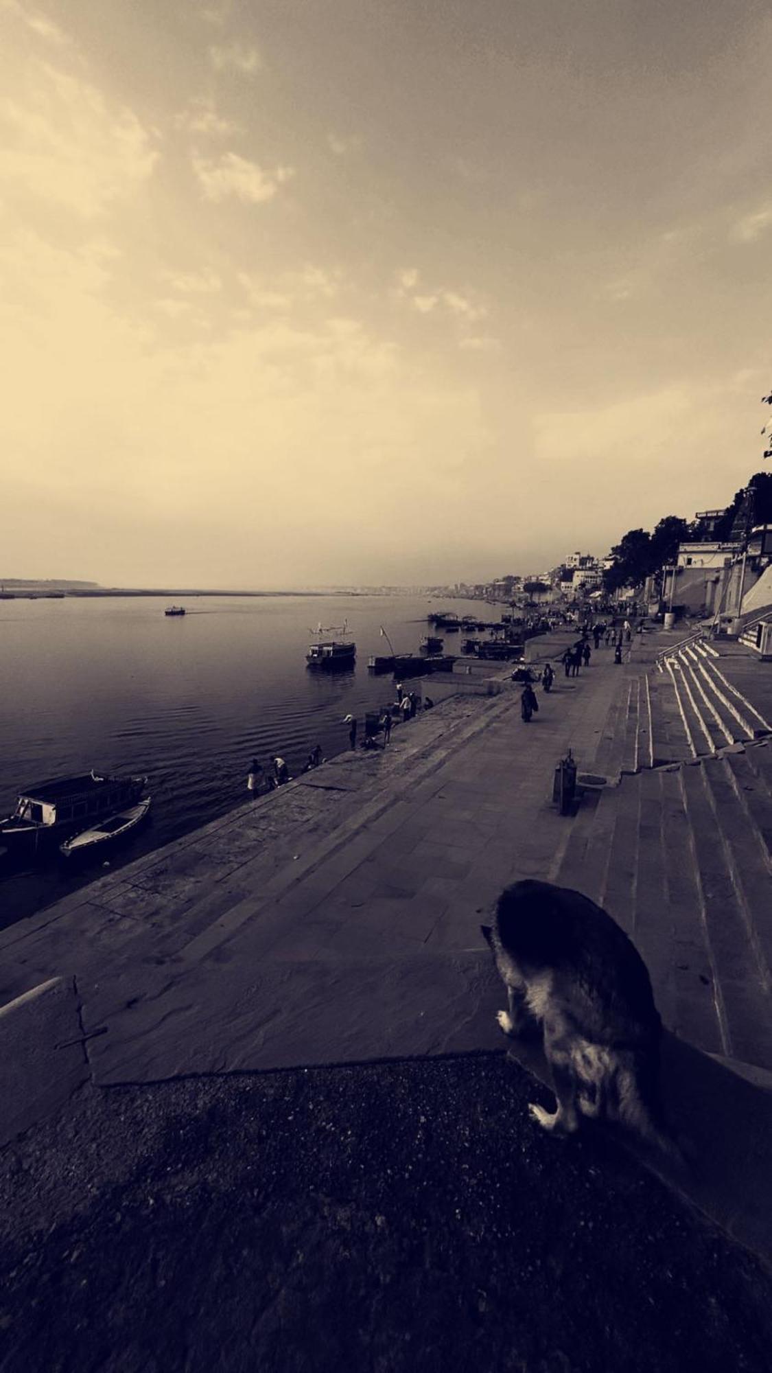 Tandon Lodge On The Ganga Ghat Homestay Varanasi Exterior foto