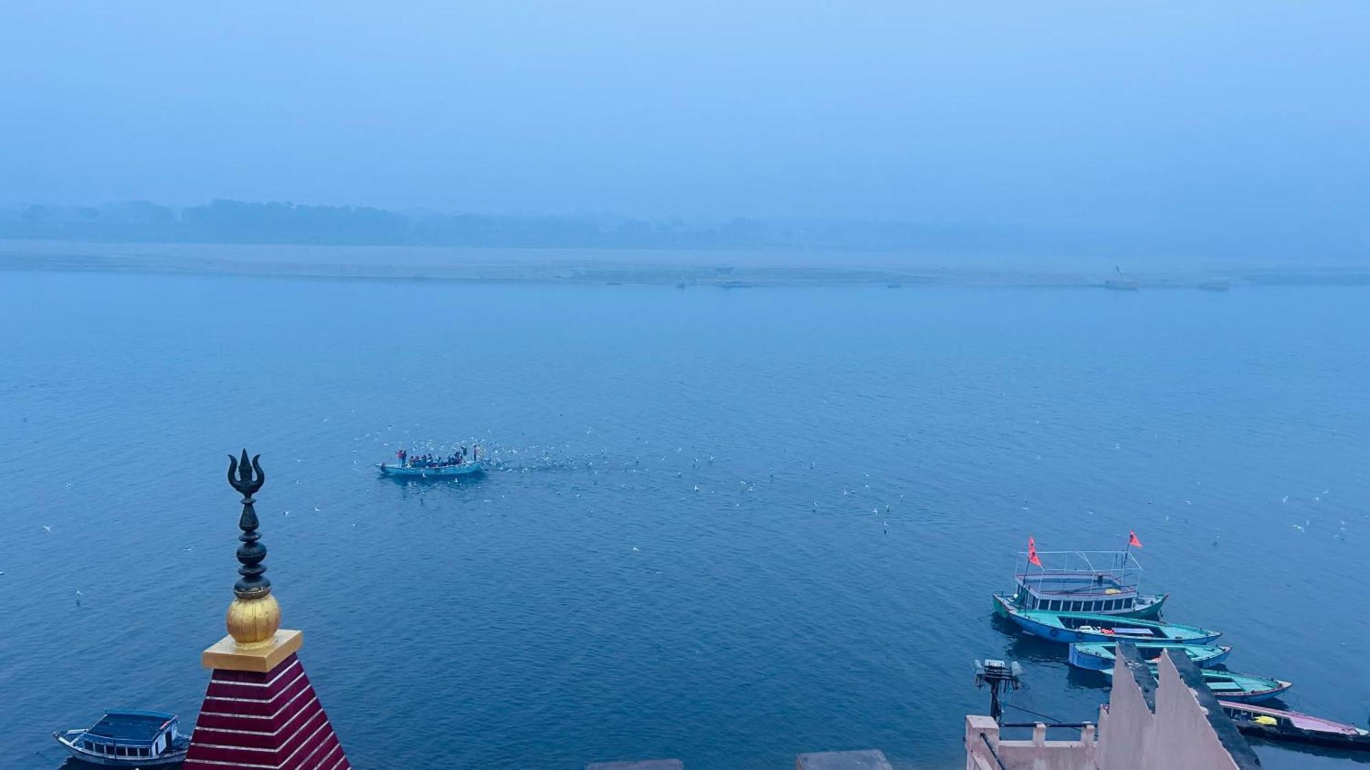 Tandon Lodge On The Ganga Ghat Homestay Varanasi Exterior foto