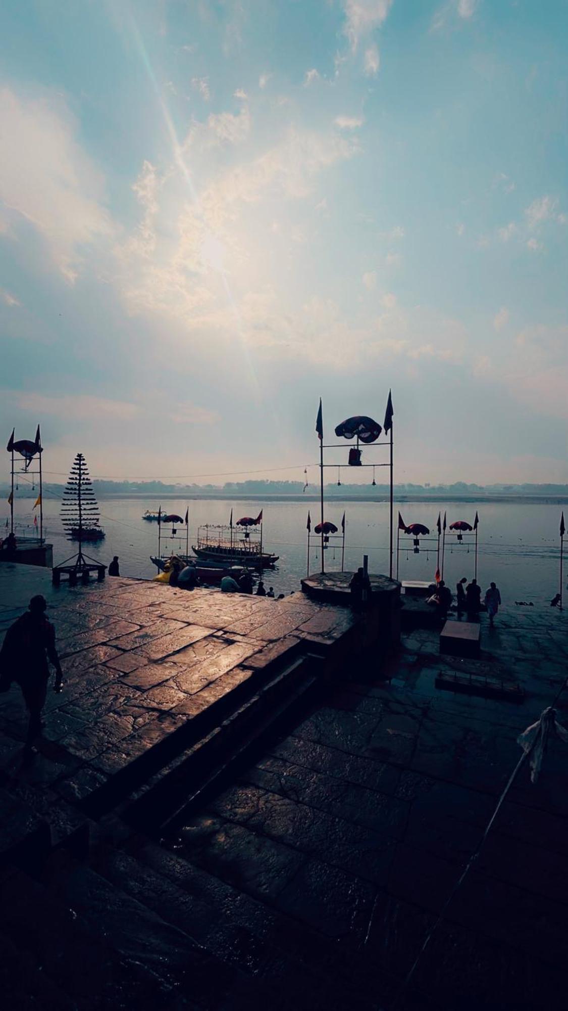 Tandon Lodge On The Ganga Ghat Homestay Varanasi Exterior foto