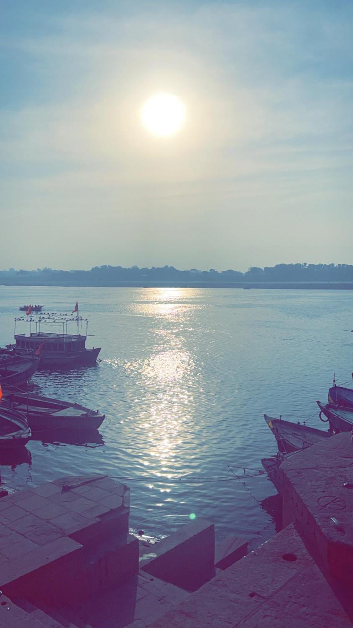 Tandon Lodge On The Ganga Ghat Homestay Varanasi Exterior foto